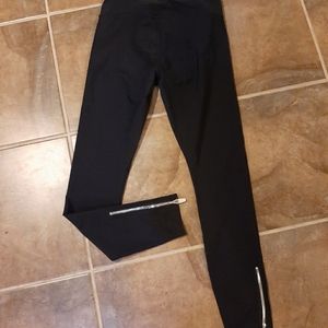 Spiritual Gangster Ankle Zip Legging NWOT (S)